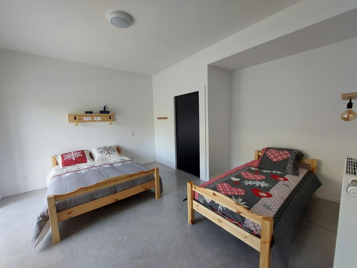 La Grange A Gaby Hotel Échirolles Eksteriør billede